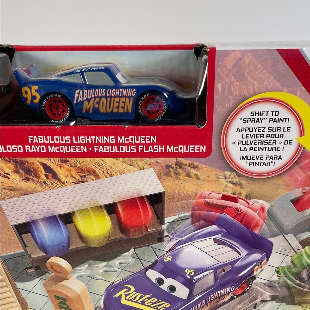 Disney/Pixar Cars Ramone's Body Shop Playset - Picture 3 of 3